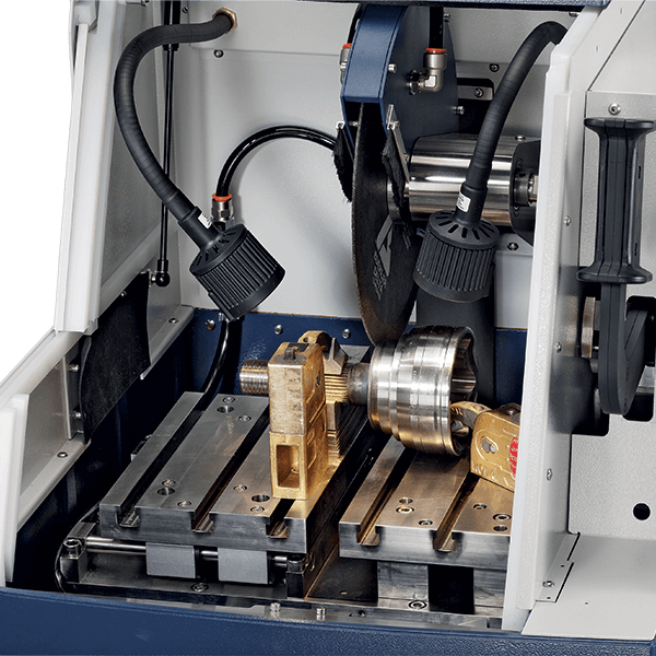 Automatischer und manueller Abrasivtrennschneider AbrasiMatic® 300