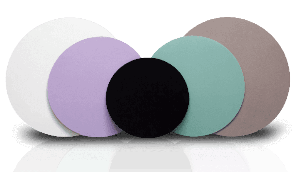 BUEHLER DEMONSTRATES MAGNETIC BACKED POLISHING CLOTHS